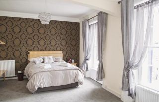 Royal Hotel, Forfar