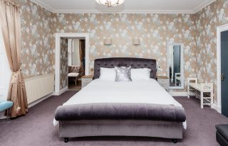 Lunan House Hotel