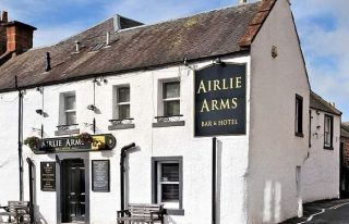 Airlie Arms Hotel, Kirriemuir