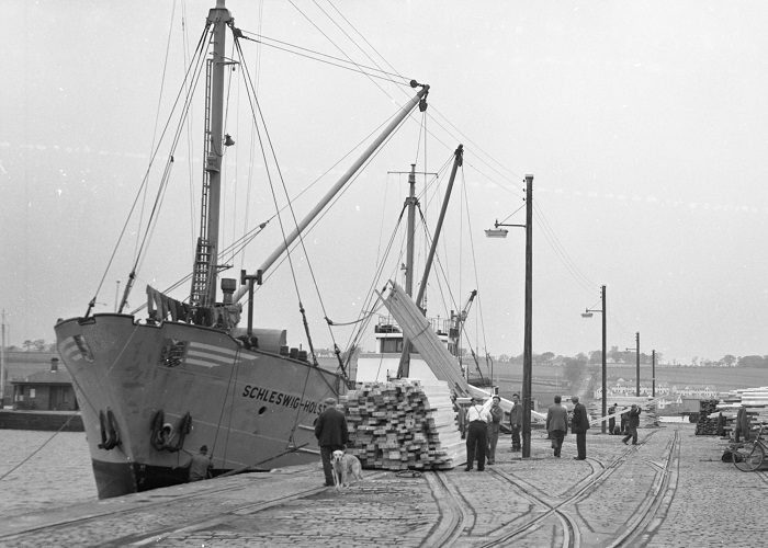 Montrose Docks Oct 1957