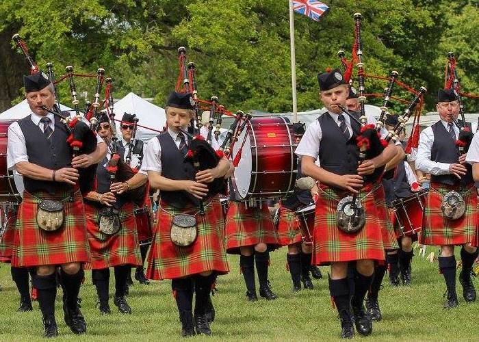 Strathmore Highland Games Pipers