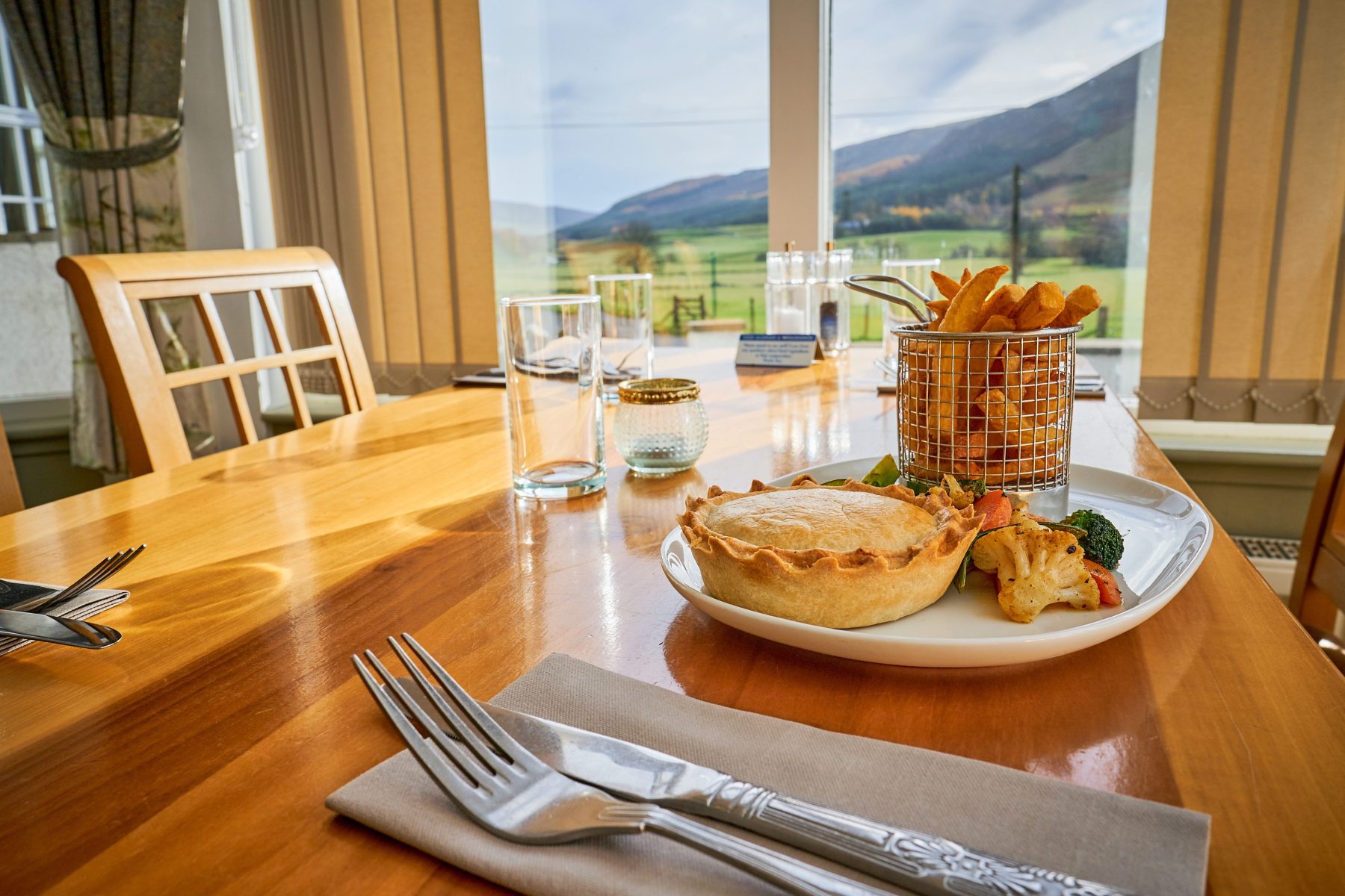 Glen Clova Hotel food and drink